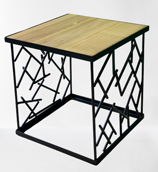 Table basse carré en métal avec surface en bois "caro"
